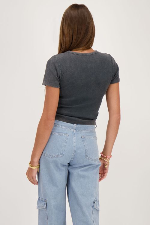 Grijze rib top met korte mouwen