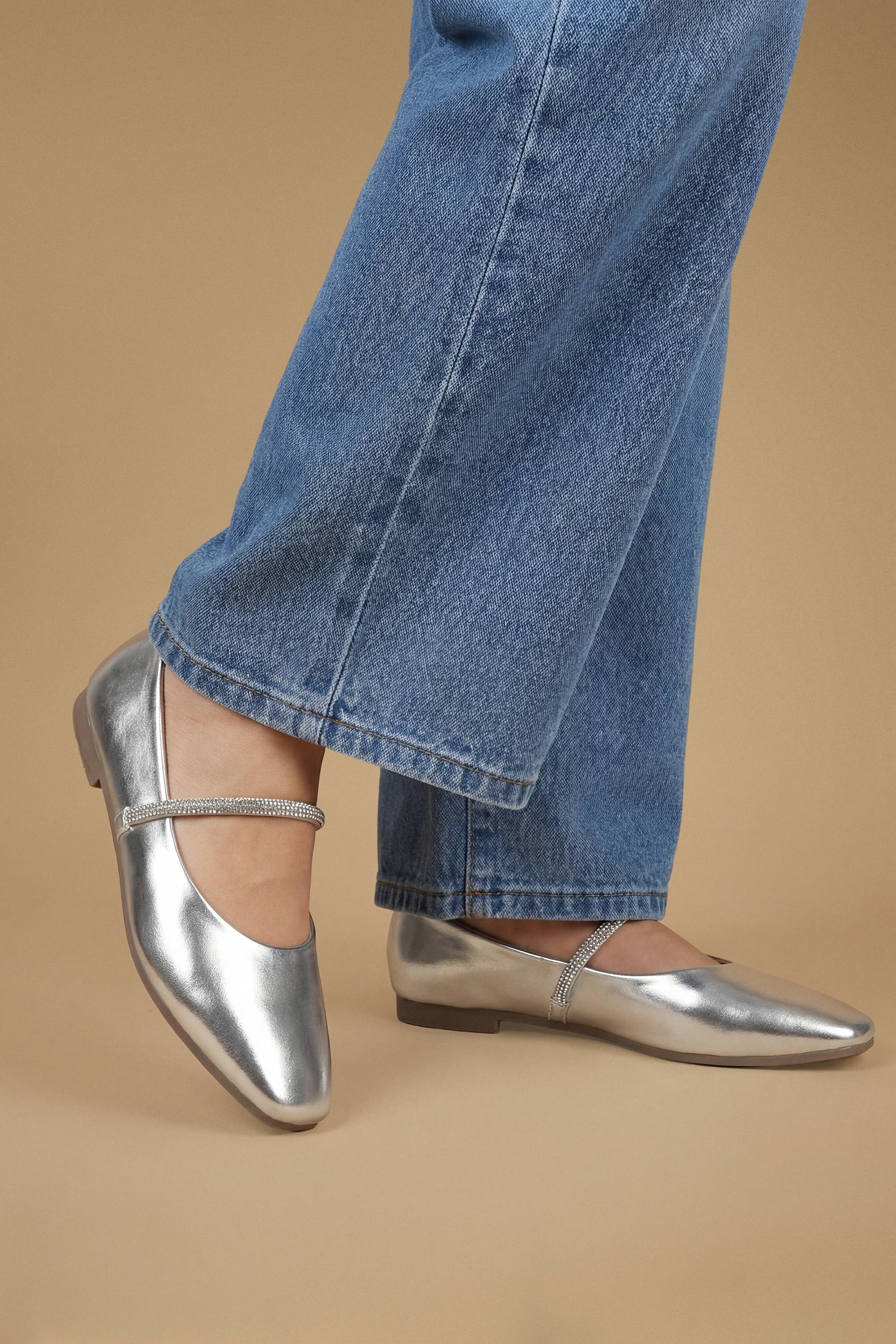 Oasis Ballerines Eloise En Synthétiquecuir Avec Bride Ornée De Strass