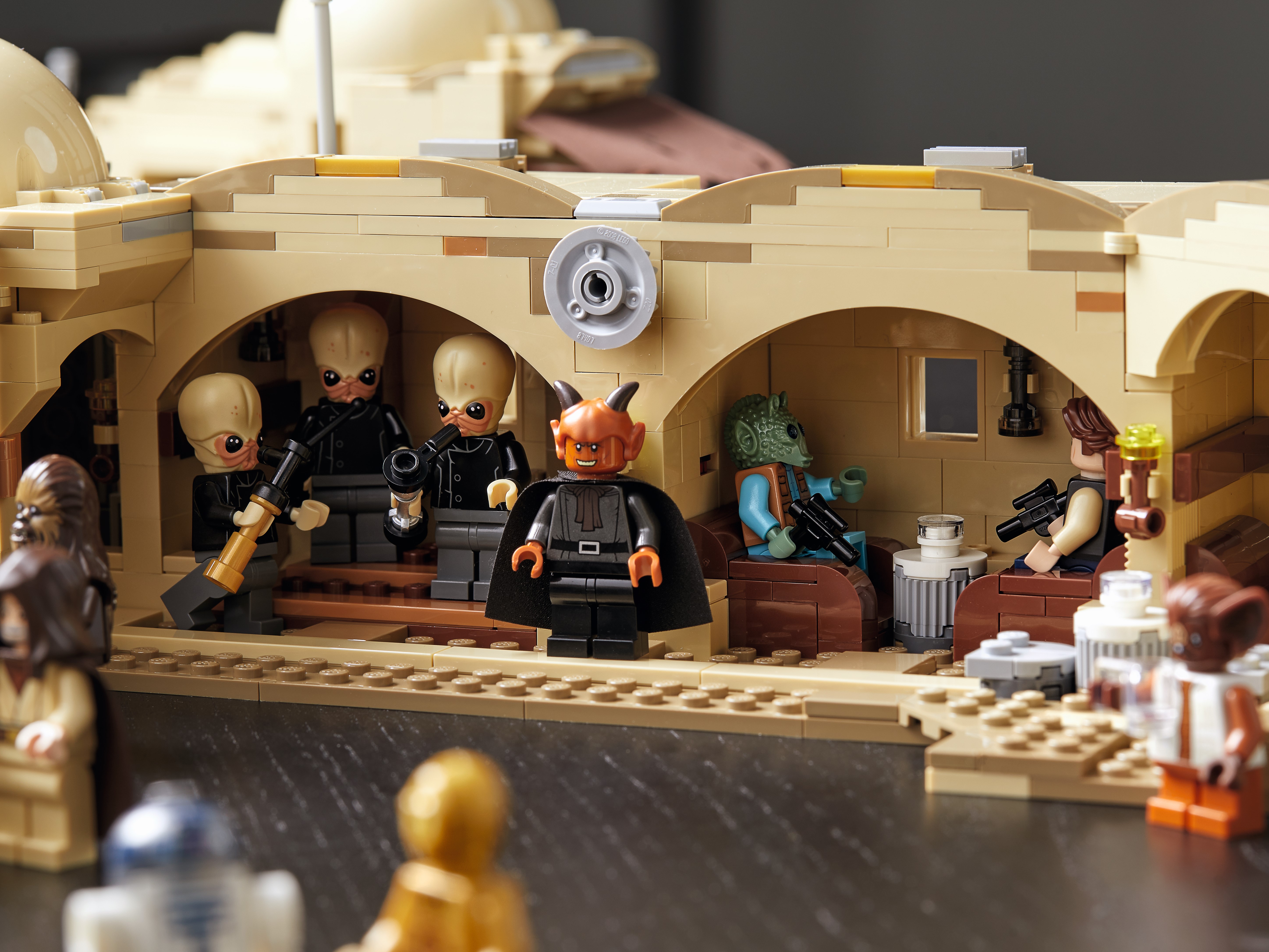 Mos Eisley Cantina™ 75290