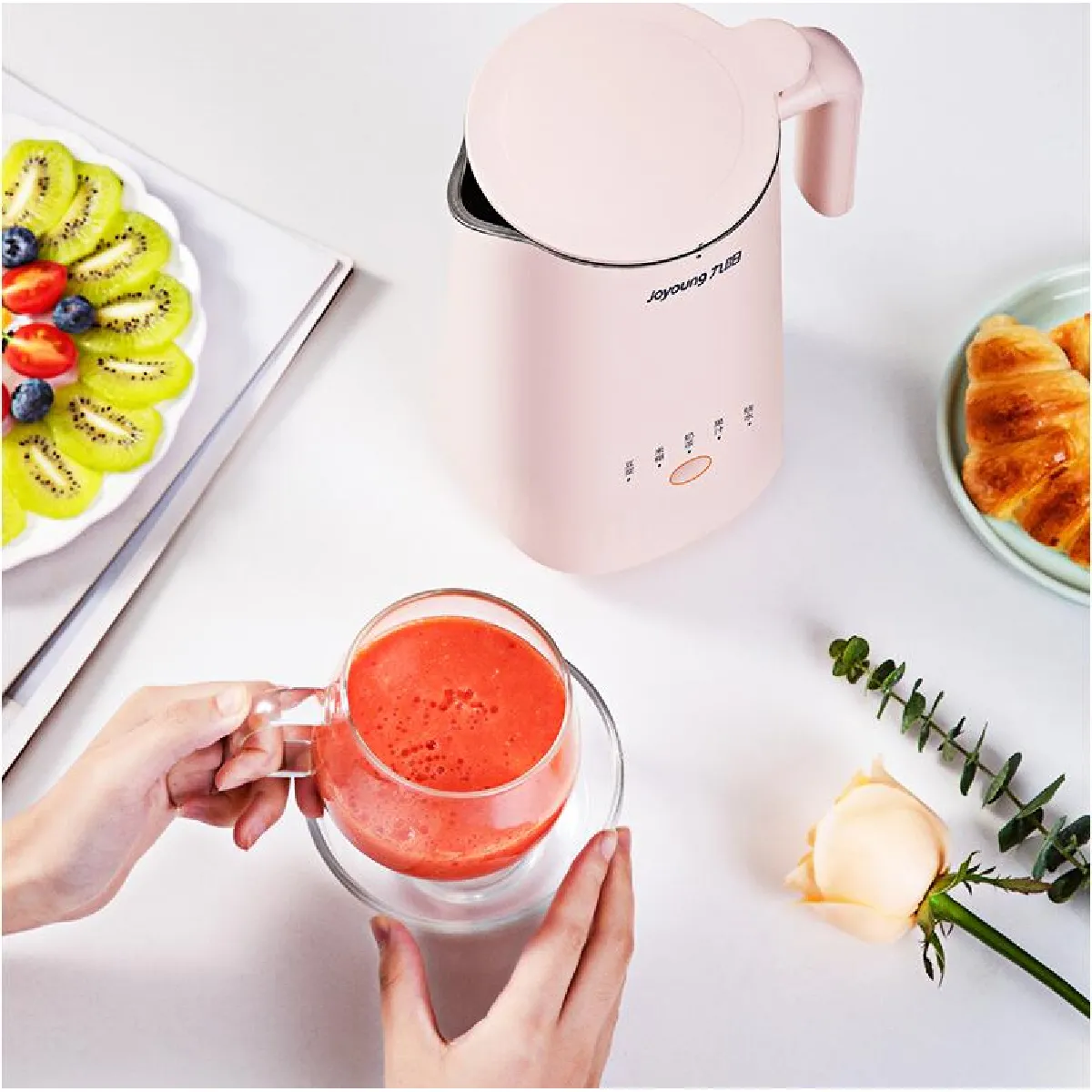 Universal Presse-agrumes électrique rose 300ml