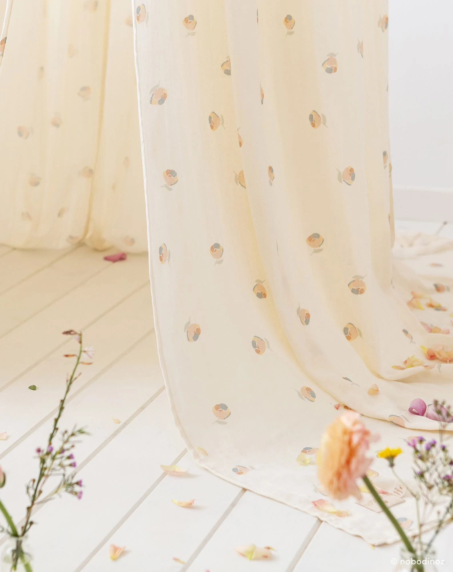 Ciel de lit amour | Multicolore