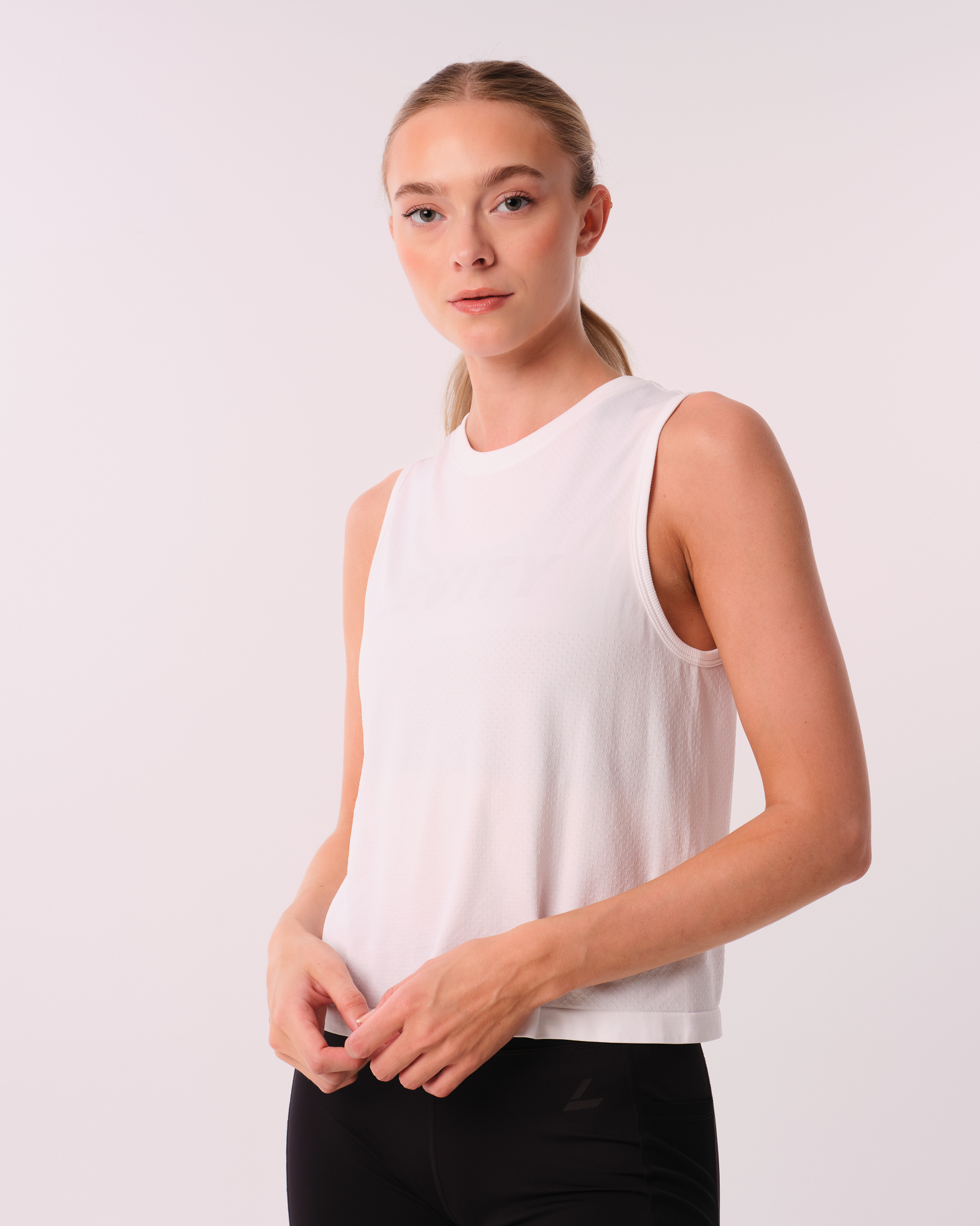LEVITY Breeze Seamless Tank White Brilliant