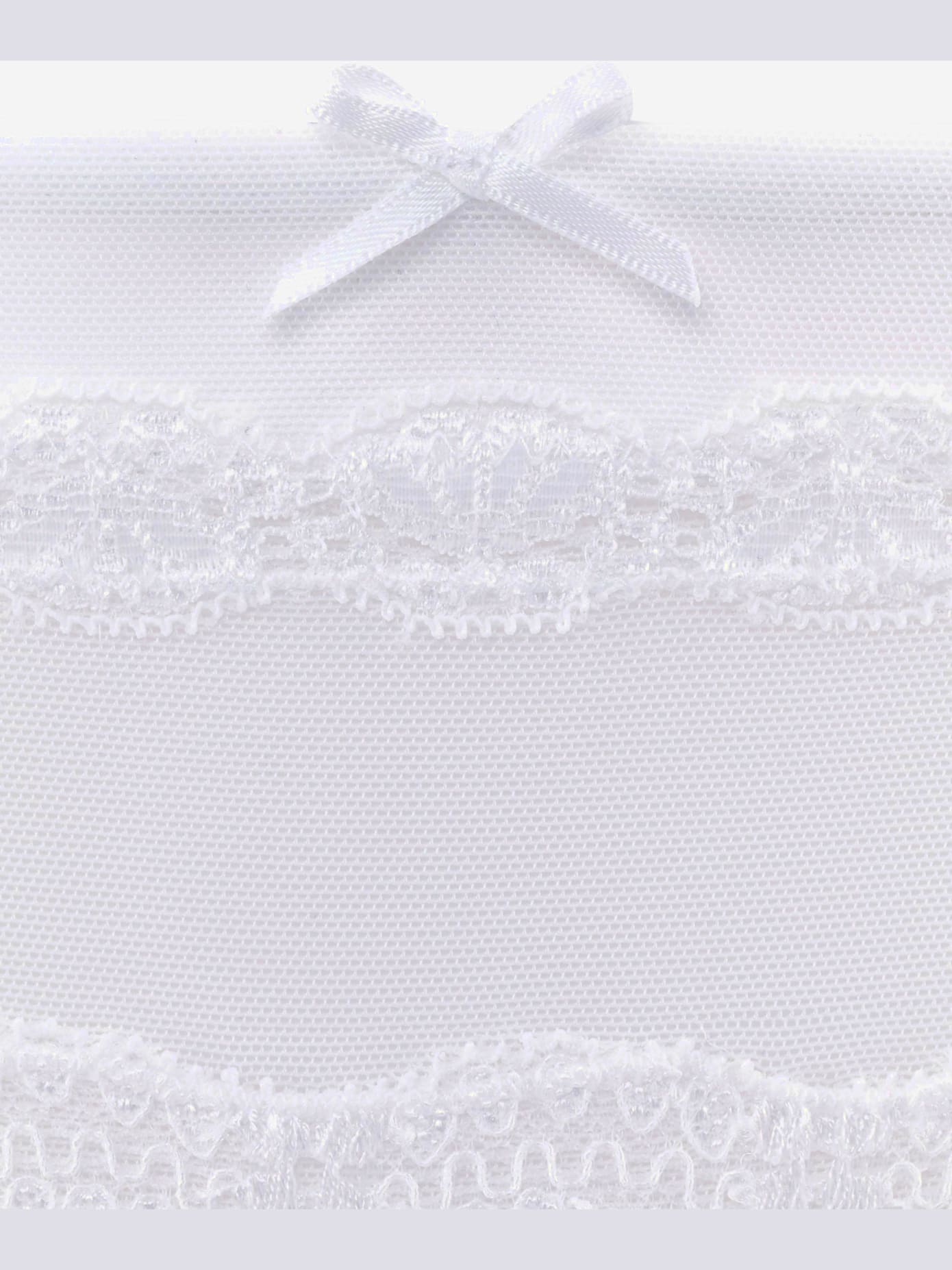 String détails en dentelle délicats