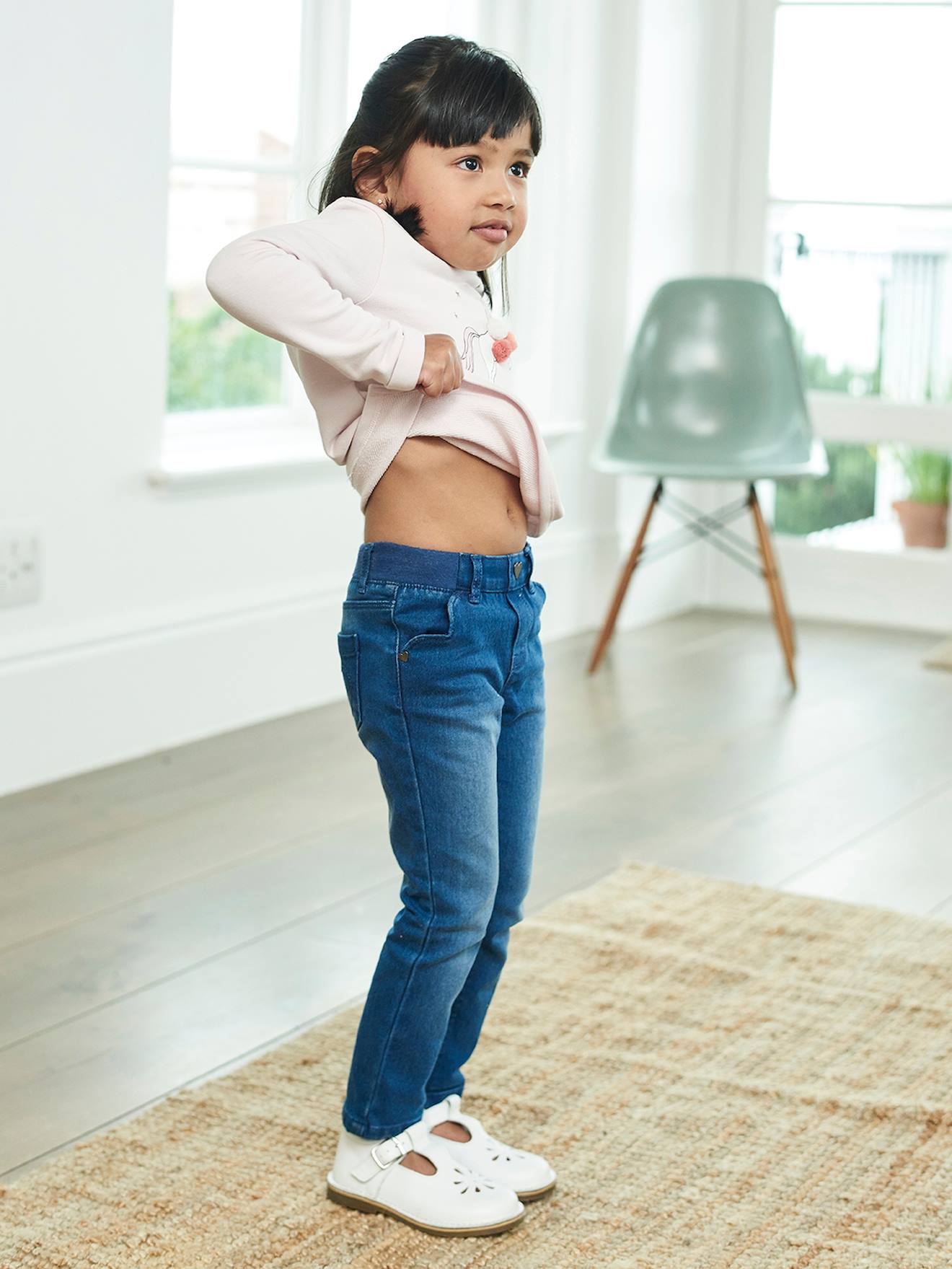 Sapatinhos de couro estilo bebê para meninas, especialmente para quem está começando a viver sozinha, amarelo médio, liso.