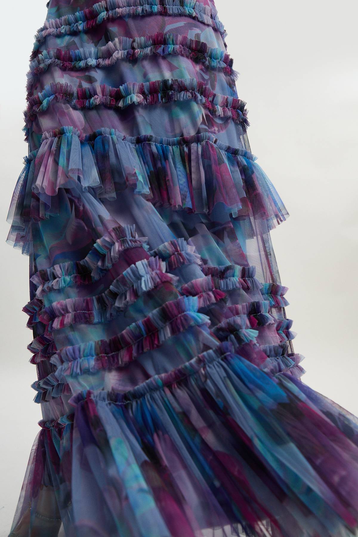 KarenMillen Robe Longue à Col Halter en Tulle Superposé