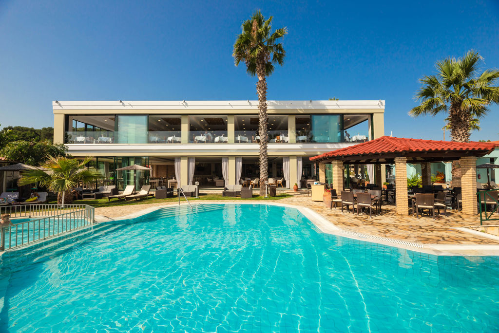 Robolla Beach SA Logies en ontbijt - Aparthotel