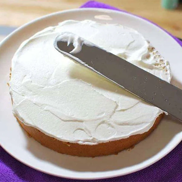 Spatule de décoration et couteau à génoise Moha