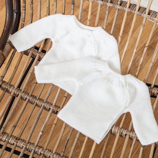 Lot 2 brassières   Blanc        0-1 mois   de               P'tit bisou