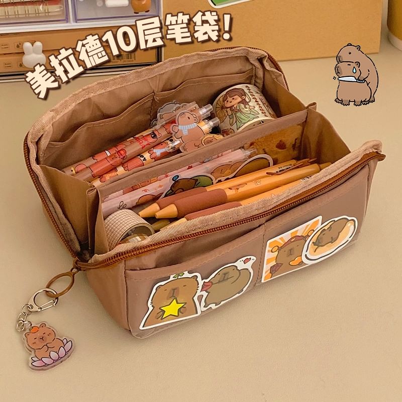 Chavipa - Capybara stoffen etui / sticker / broche / sleutelhanger / pen / clip / magneetclip / liniaal / notitieboek / correctietape / bladwijzer / set (verschillende ontwerpen)