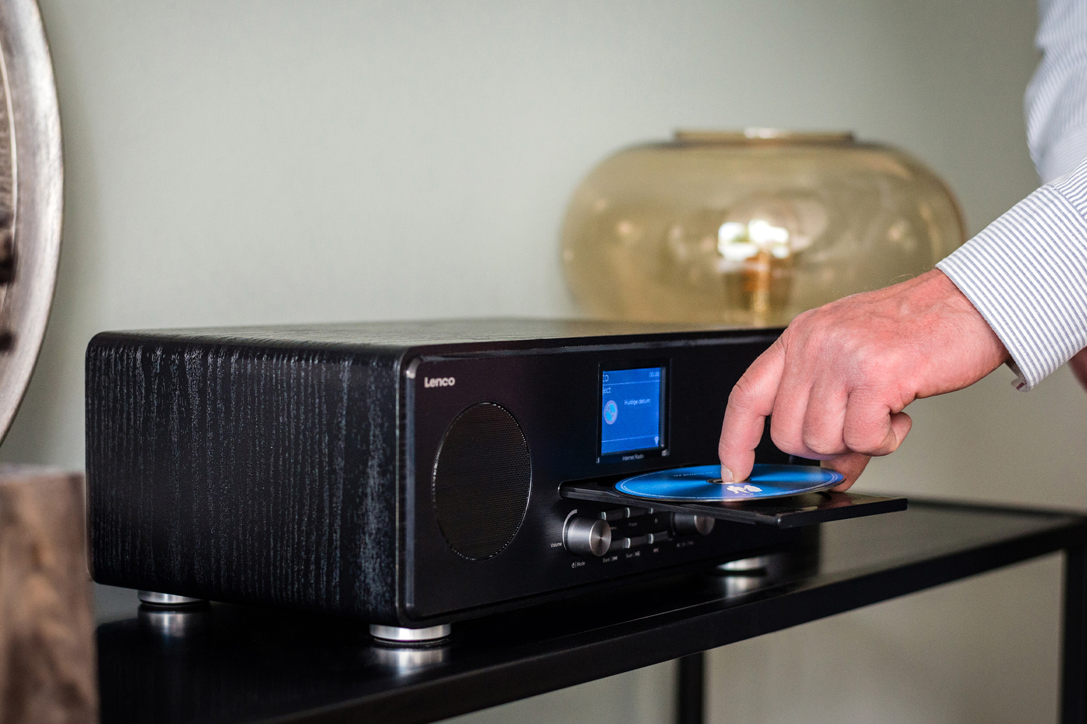 Lenco Internetradio DIR-260 mit DAB+, Bluetooth und CD-Player