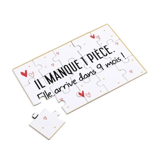 Puzzle d'annonce   Il manque une pièce        de               Maïka
