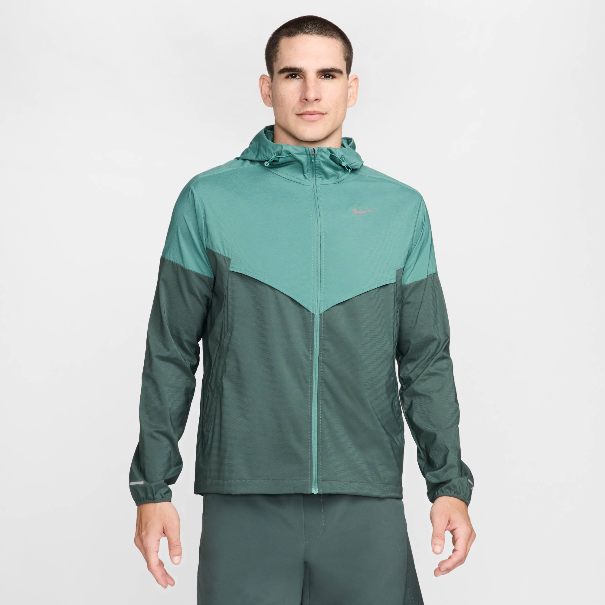 Nike Nike Windrunner Men"s Repel Ru