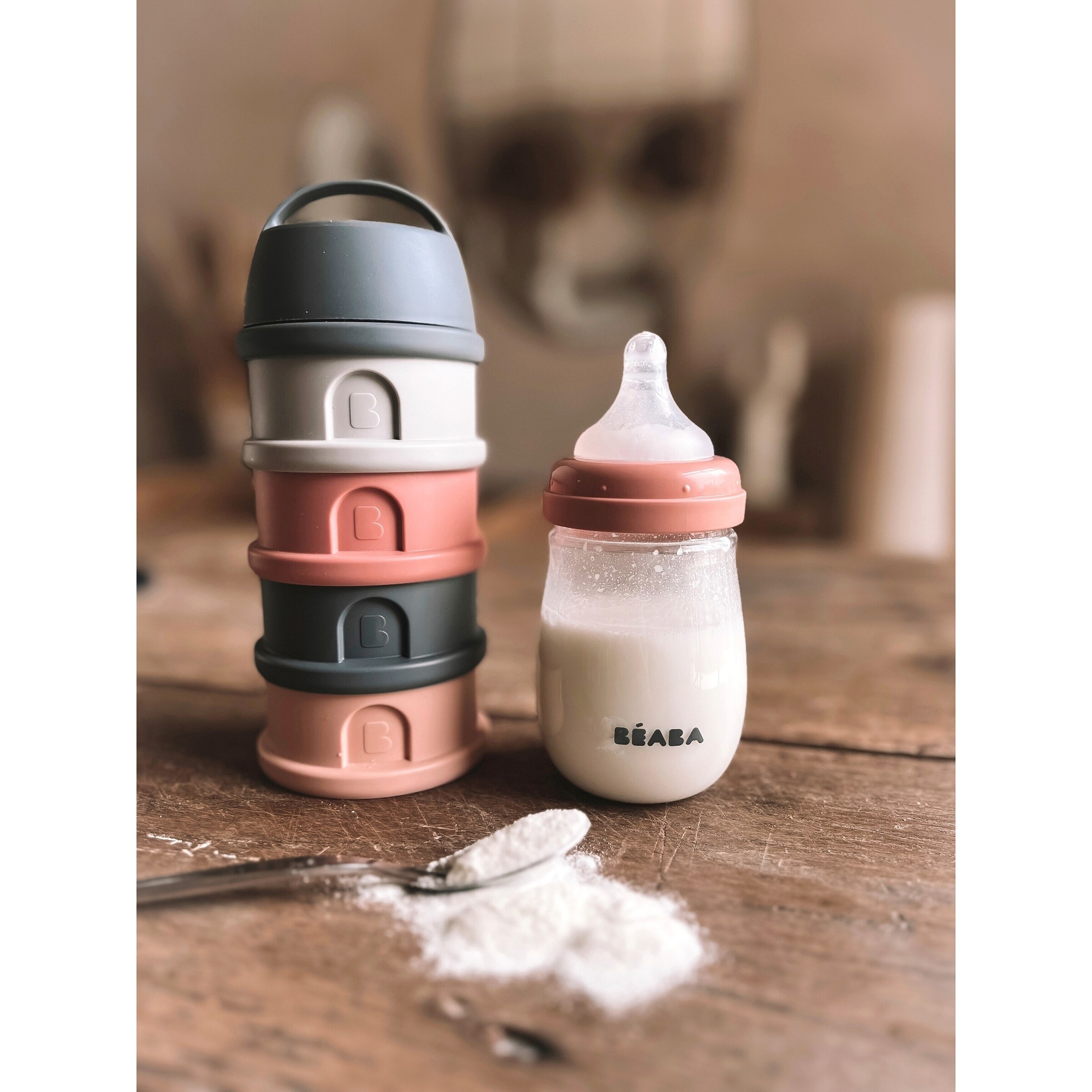 Beaba Milchpulver-Portionierer Mineral grau/rosa
