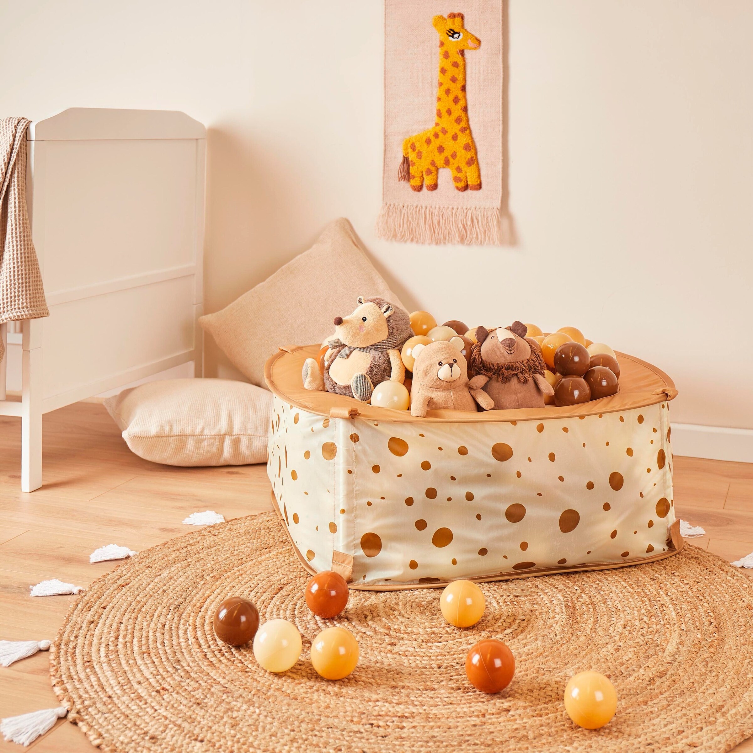 Bieco Bällebad für Drinnen Pop up Dots mit 50 Bällen Mehrfarbig