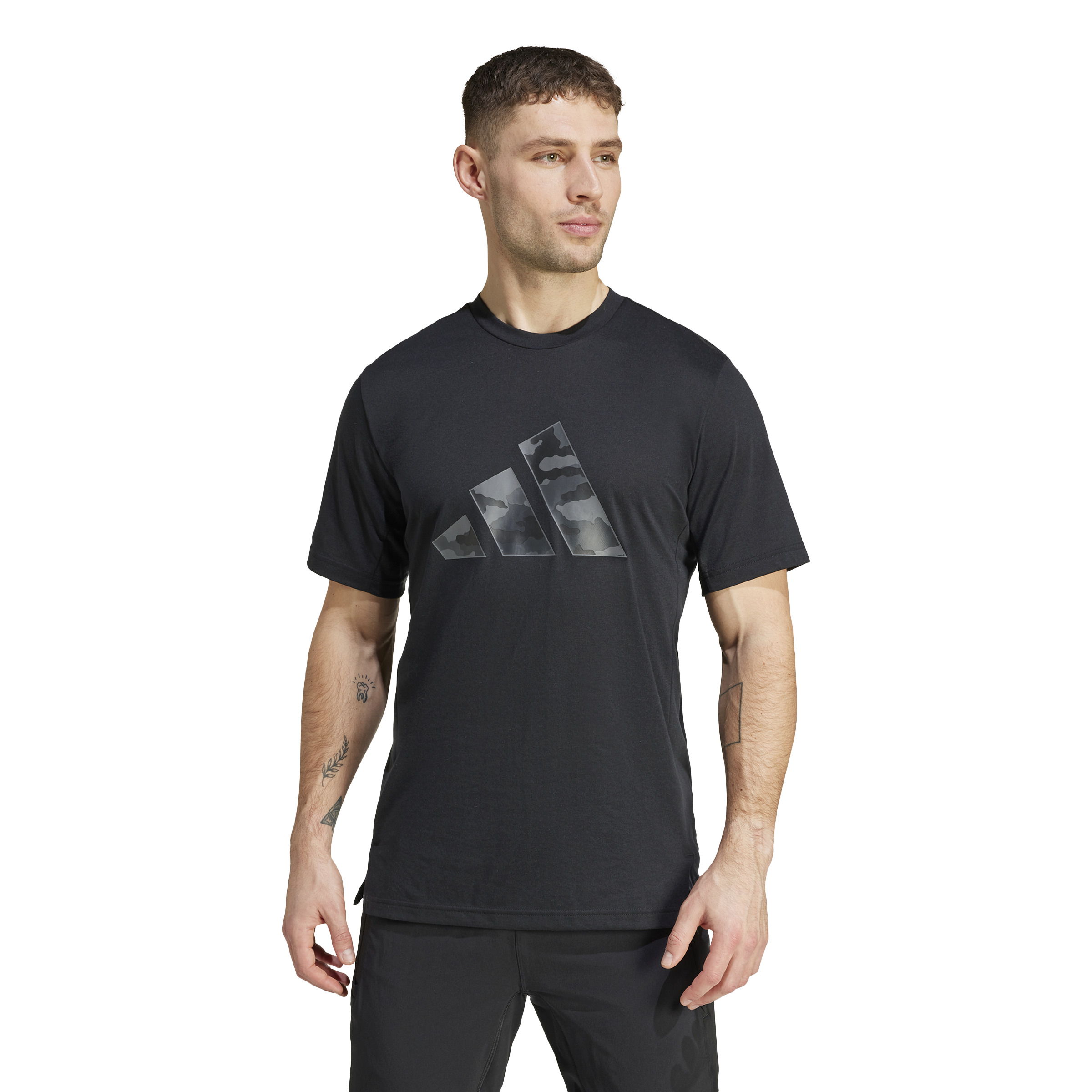 Adidas CAMO BIG LOGO T