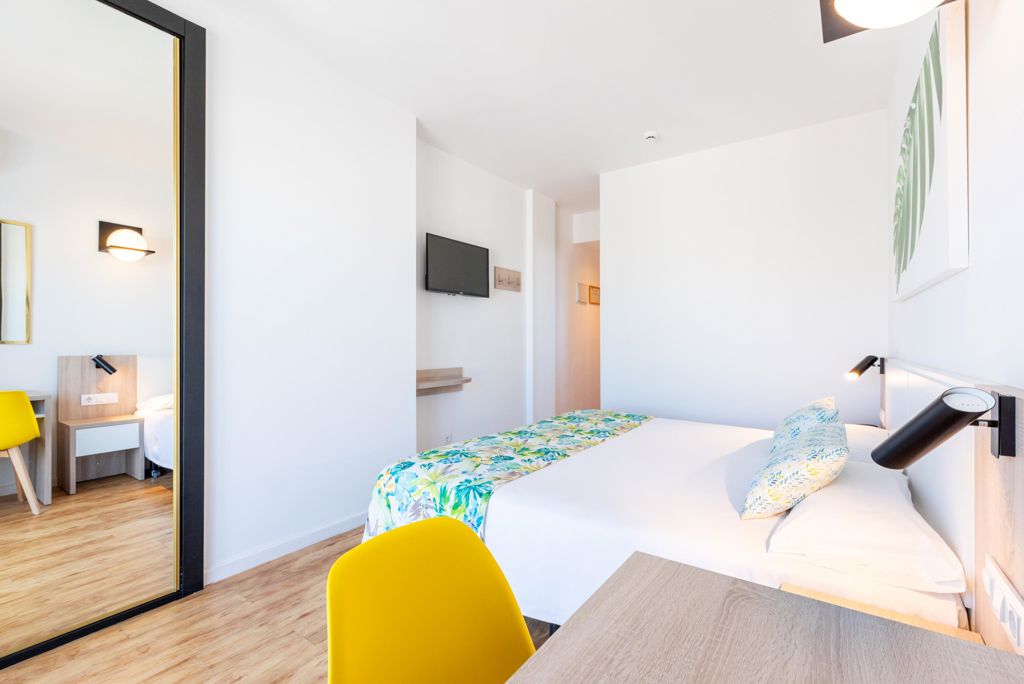 THB San Fermin Logies - Hotel