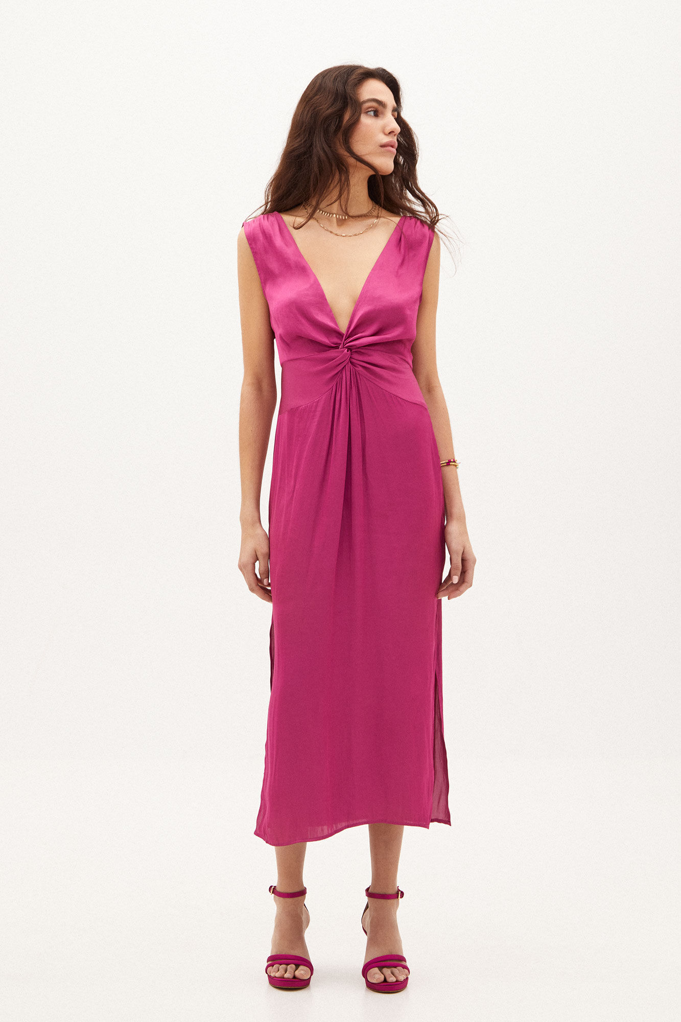Vestido midi Flora em cetim - Rosa
