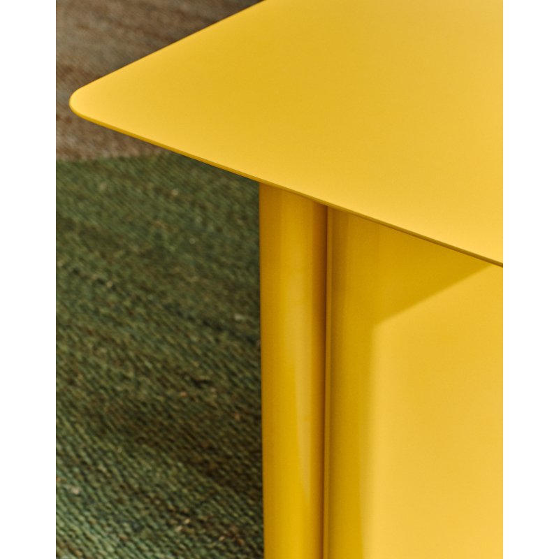 Table d'appoint en fer Arvin jaune 42 x 42 cm