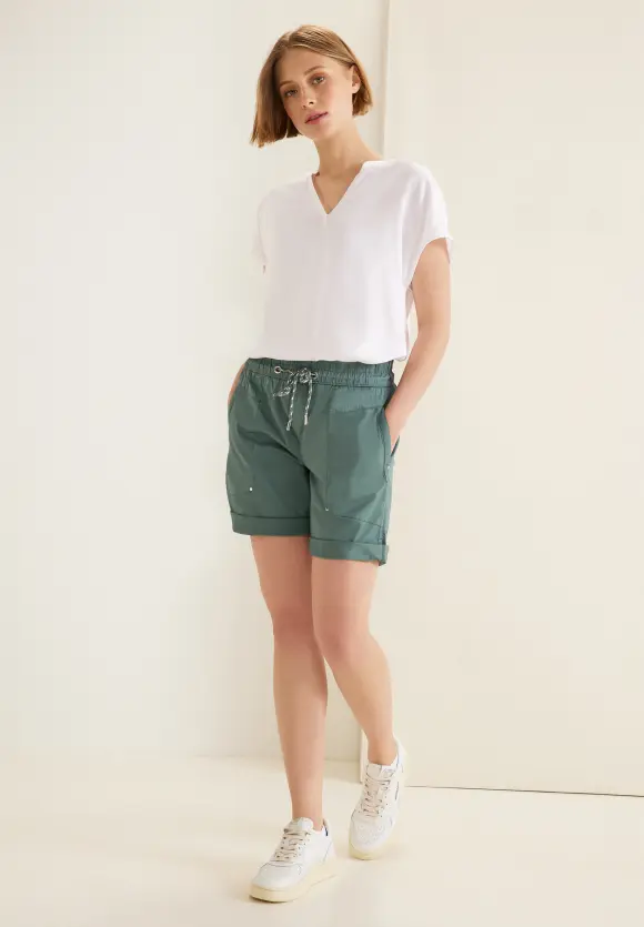 Bermuda in Loose Fit - soft olive