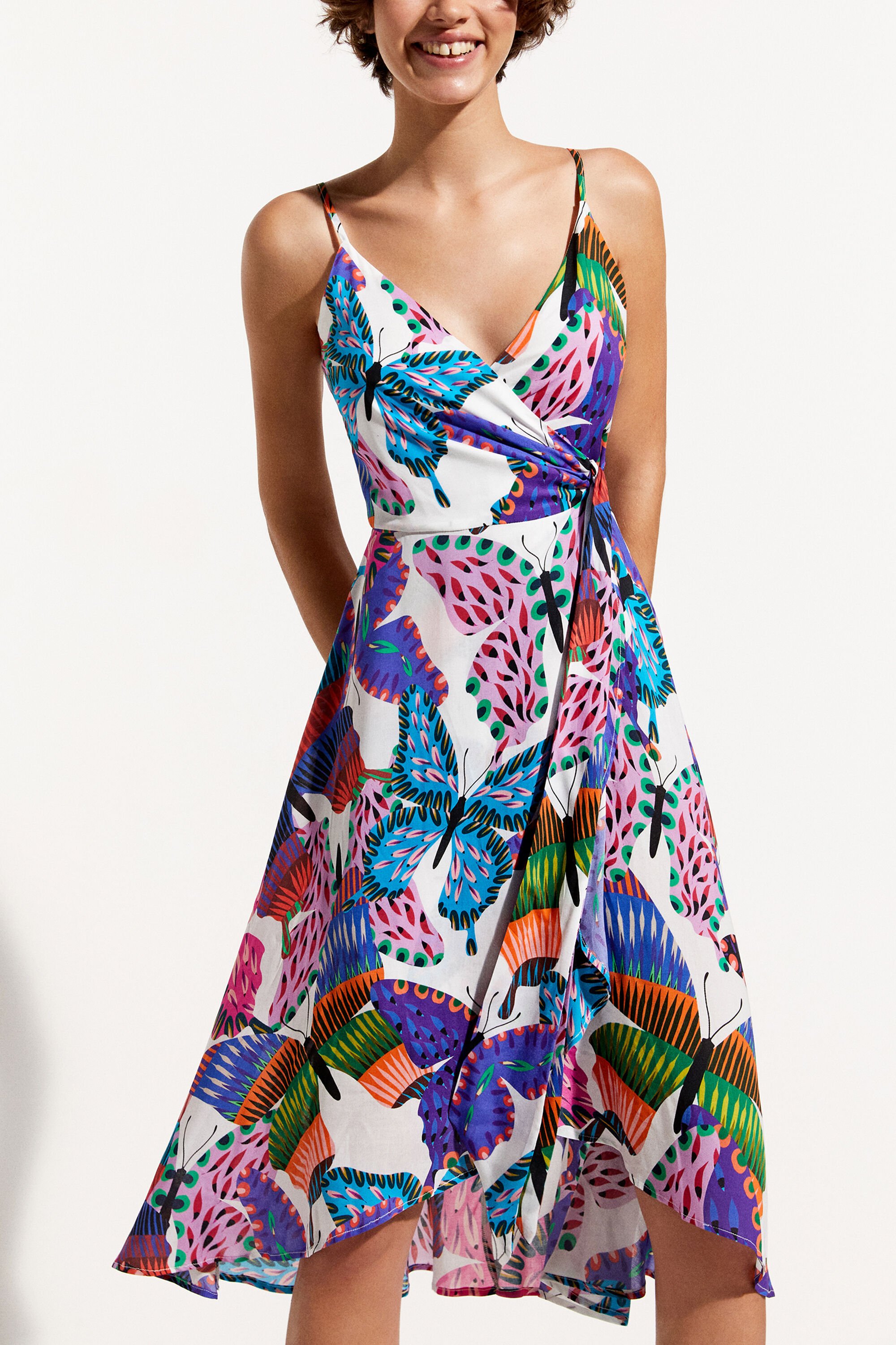 Robe de plage papillons