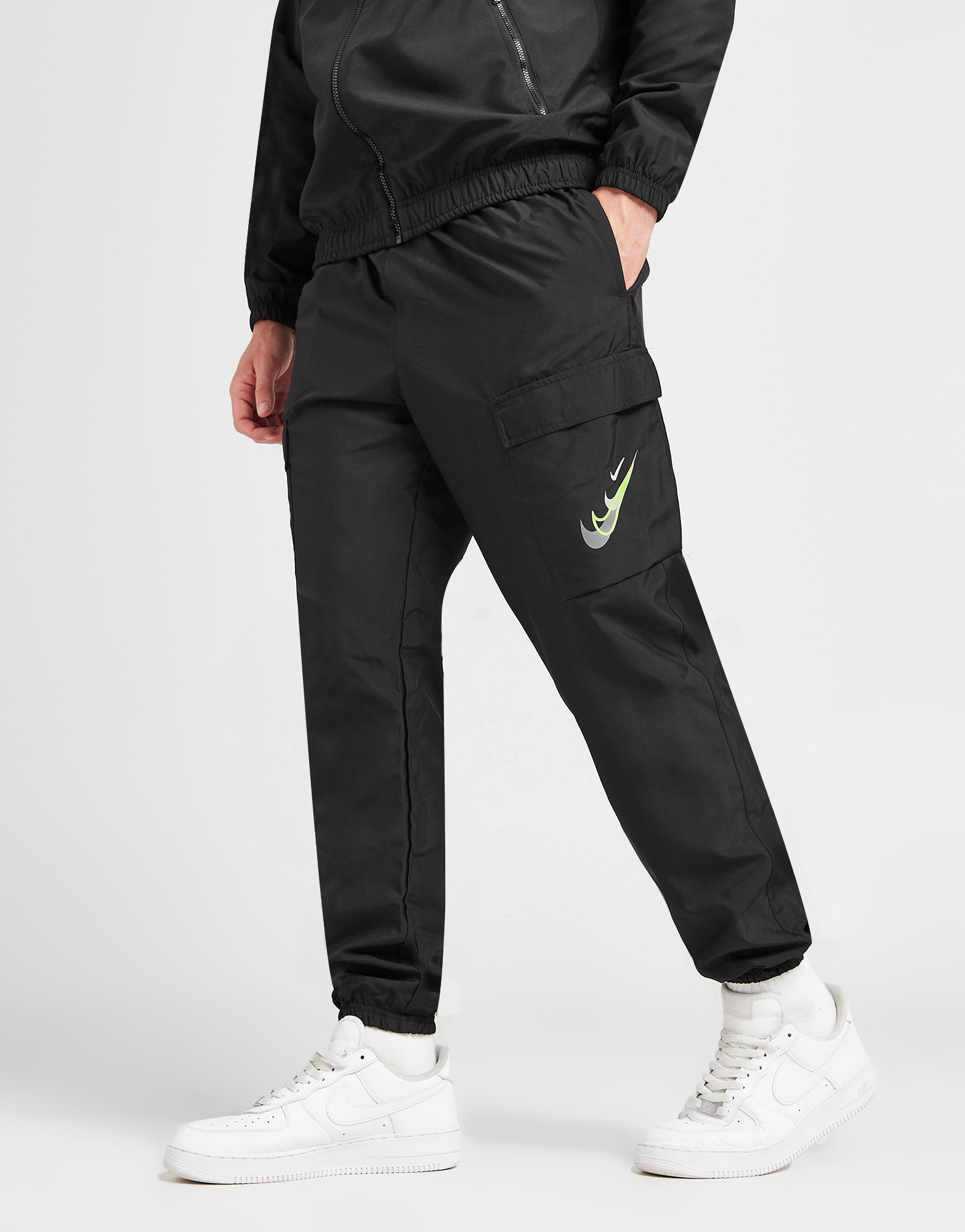 Nike Pantalon de jogging Cargo Swoosh Homme