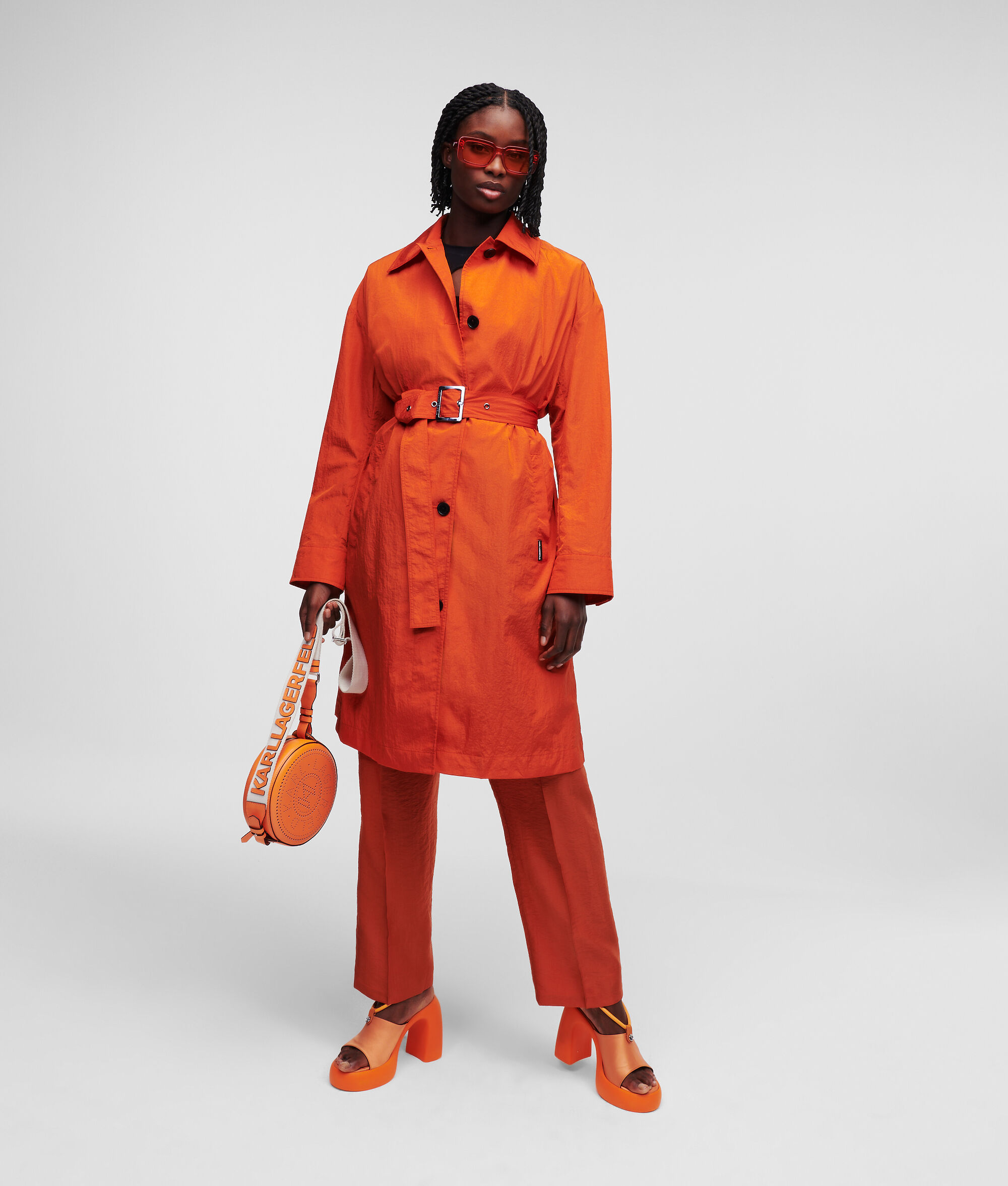 TRENCH AVEC CEINTURE