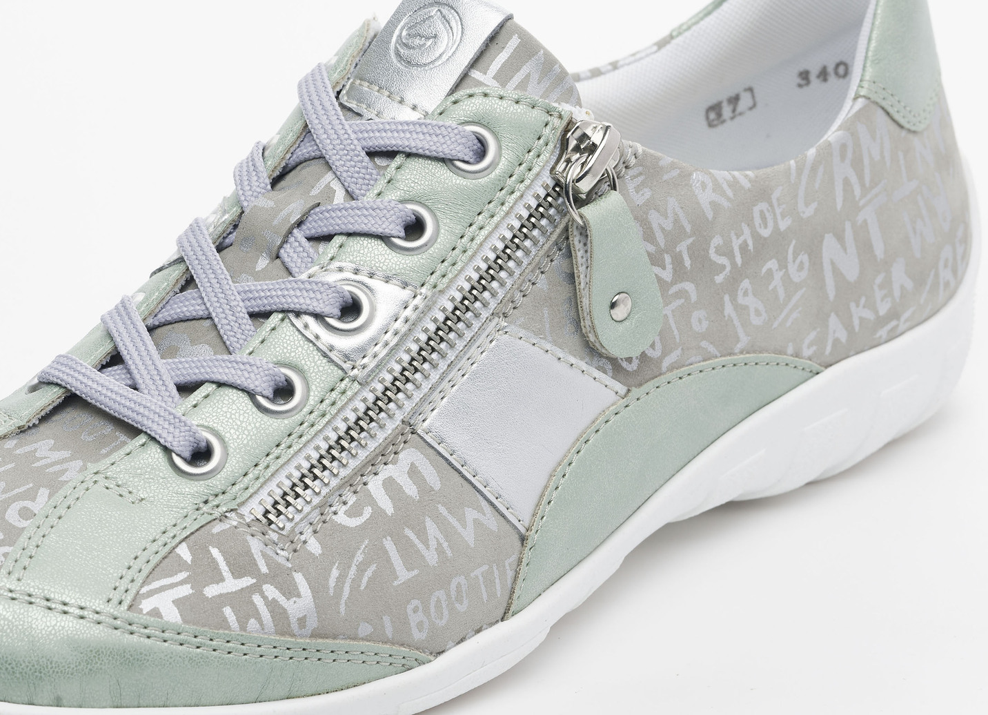 Remonte Sneaker mit bedruckten Besätzen