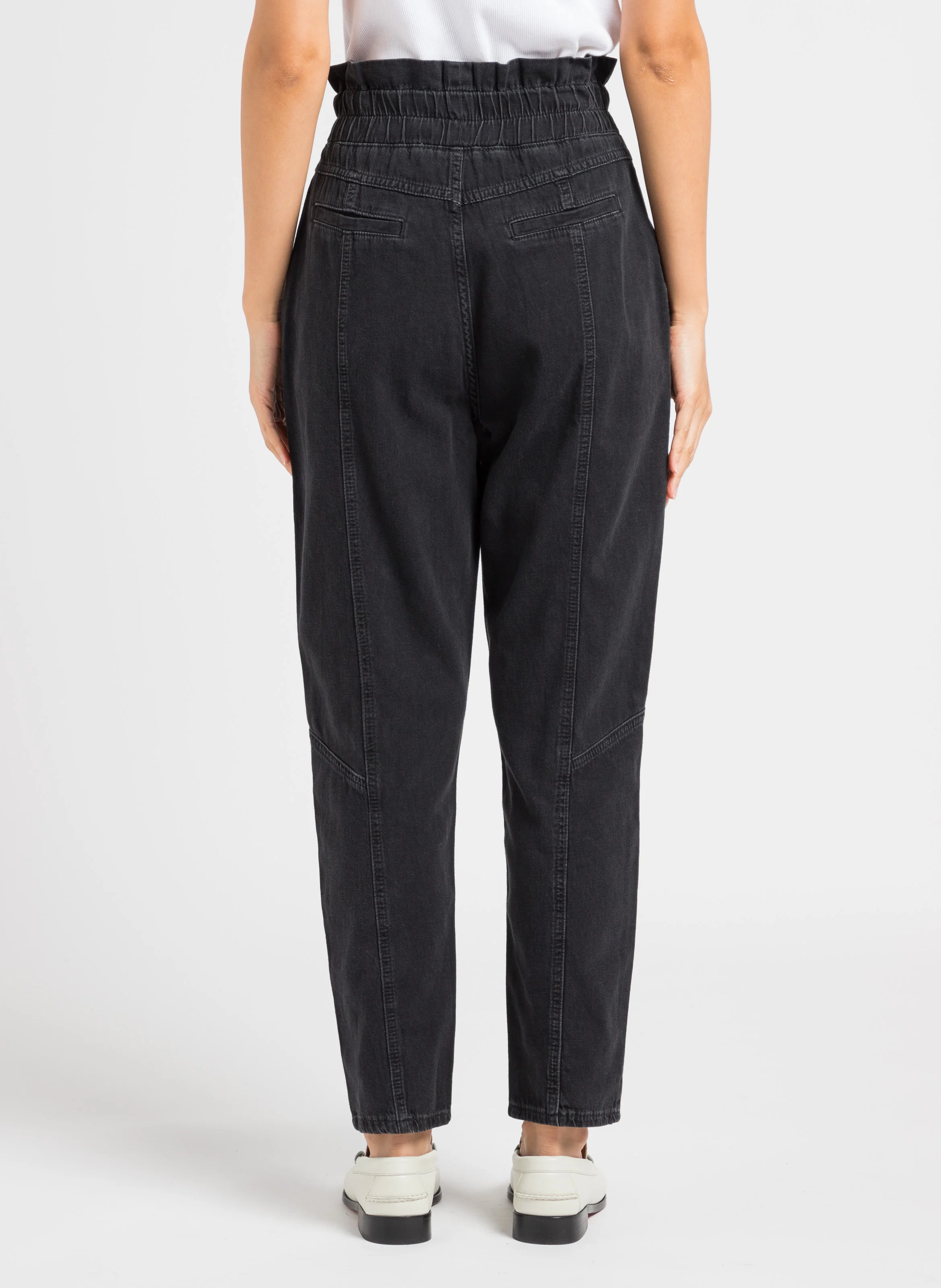 MONY - Jean carotte taille haute en coton | Noir