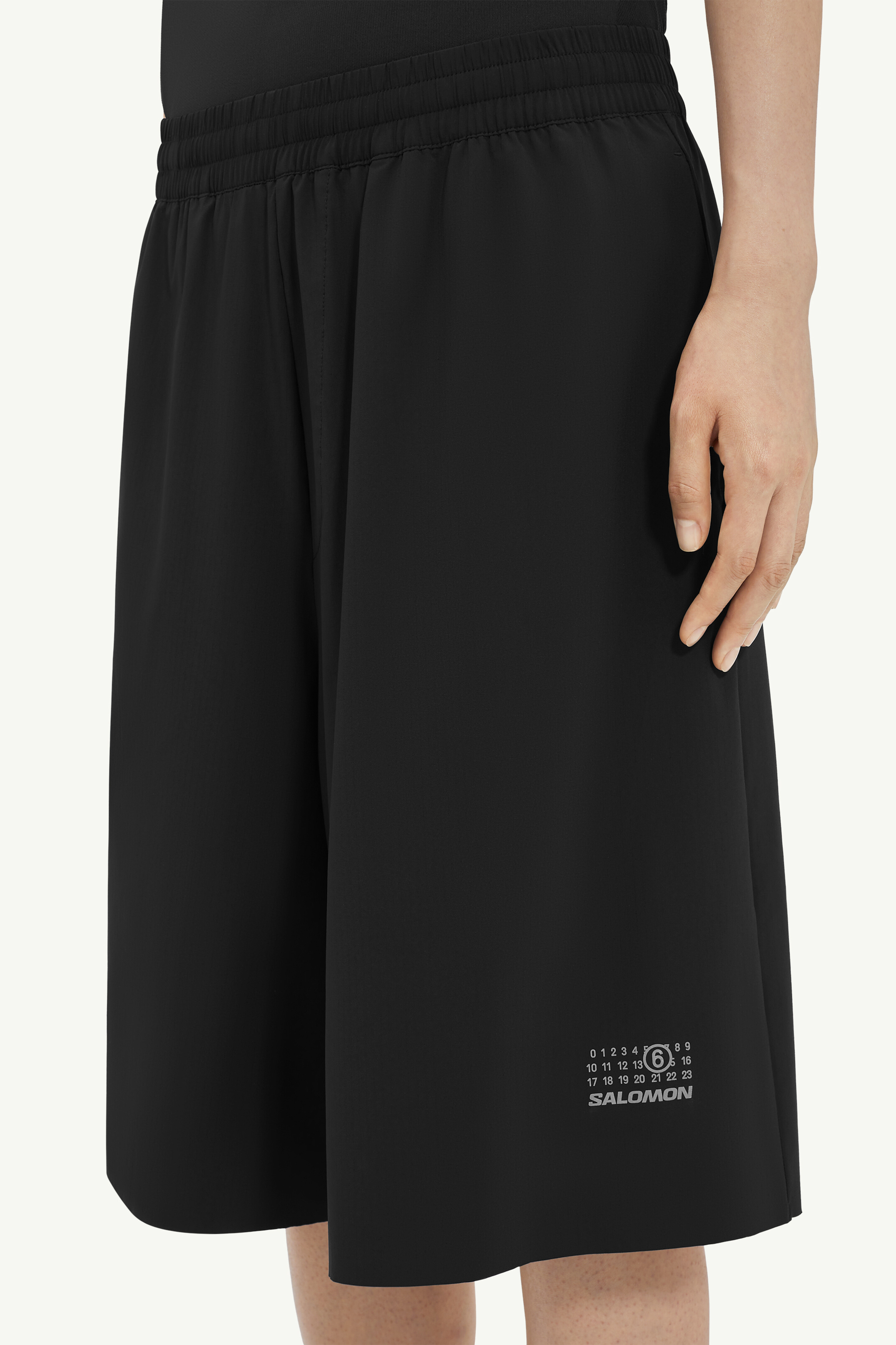 Black Regular-wasted Shorts MM6 x Salomon | MM6 Noir