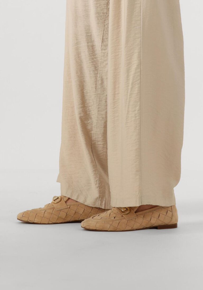 beige stefano lauran loafers d24063