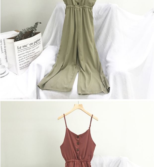 Pinatra - Chiffon jumpsuit met spaghettibandjes en wijde pijpen