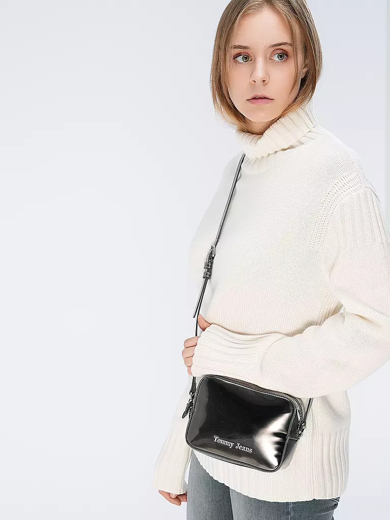 TOMMY JEANS Tasche - Mini Bag silber