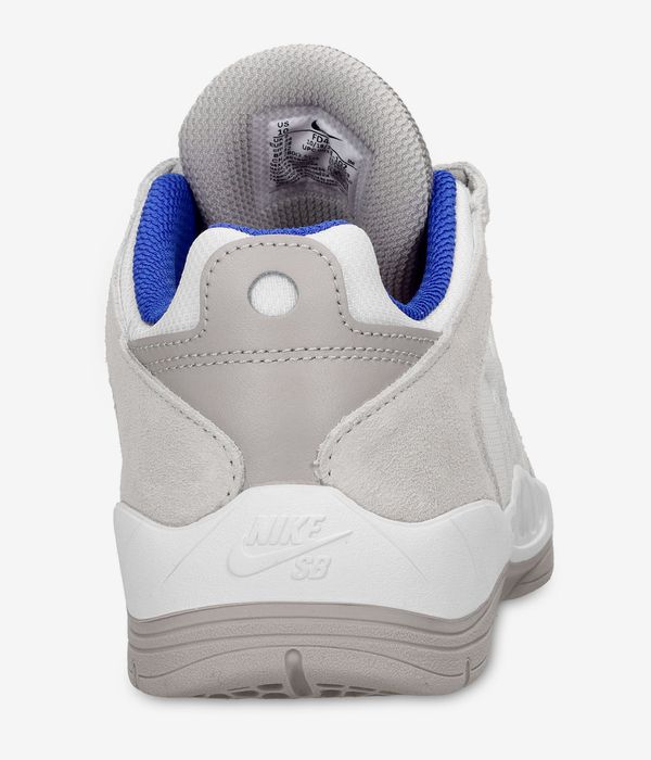 Nike SB Vertebrae Schuh (summit white cosmic clay)