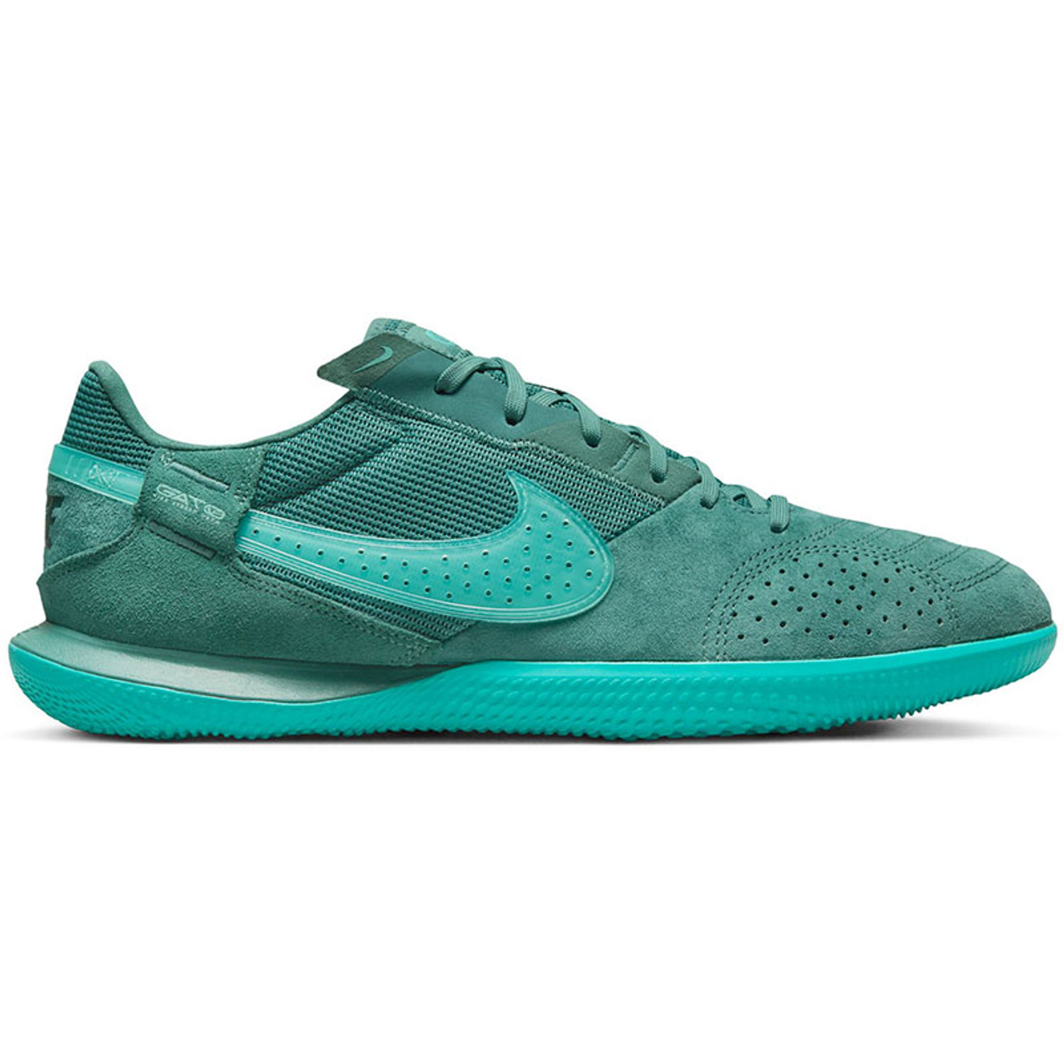 Nike Street Gato