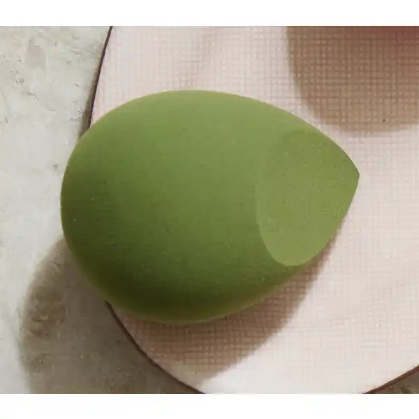 Make-up Blender Rubicell