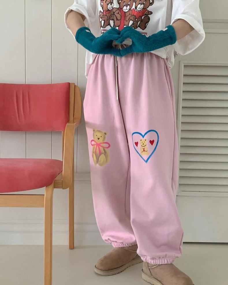 PINPI - Mid Rise Bear Print Sweatpants