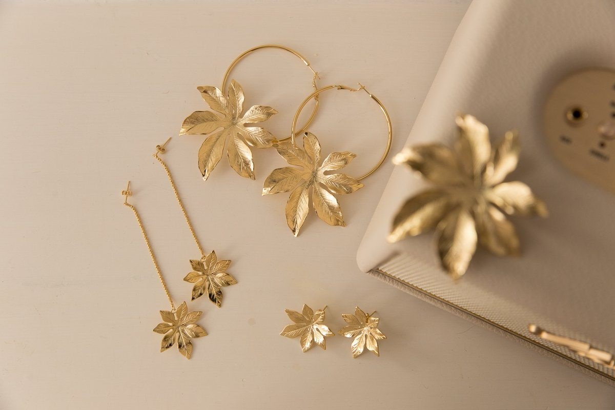 boucles d'oreilles pendantes fleurs doré à l'or fin - CHLORIS
