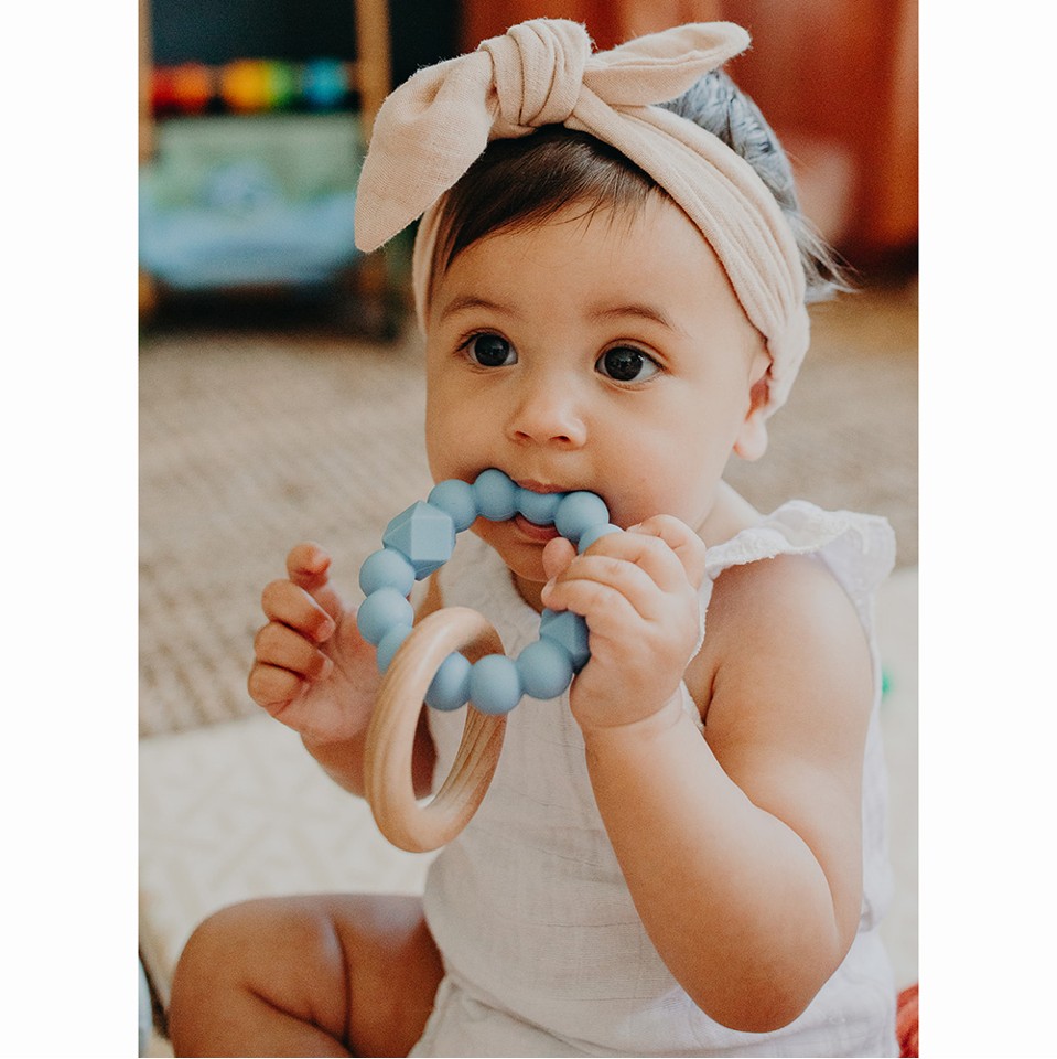 Jellystone Designs - Måne Teether - sage