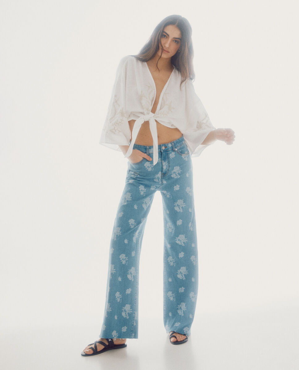 Blusa bordada - Branca
