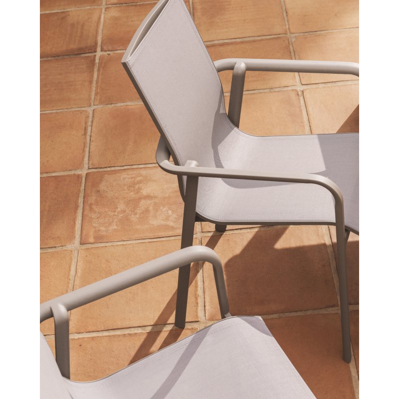 Chaise empilable d’extérieur Canea en textilène beige et aluminium taupe