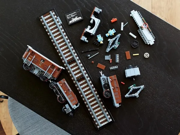 LEGO Creator Expert 10277 Krokodillelokomotiv
