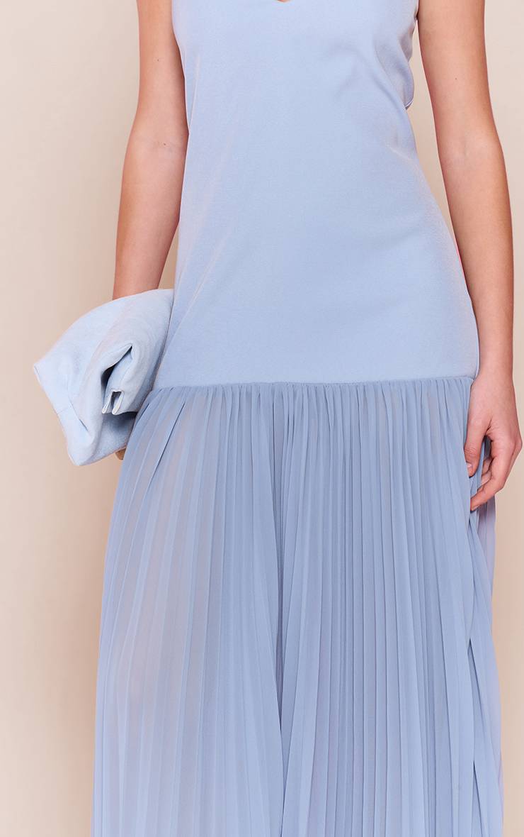 Bleu Clair Robe Longue Plissée À Taille Basse Et Bretelles Fines