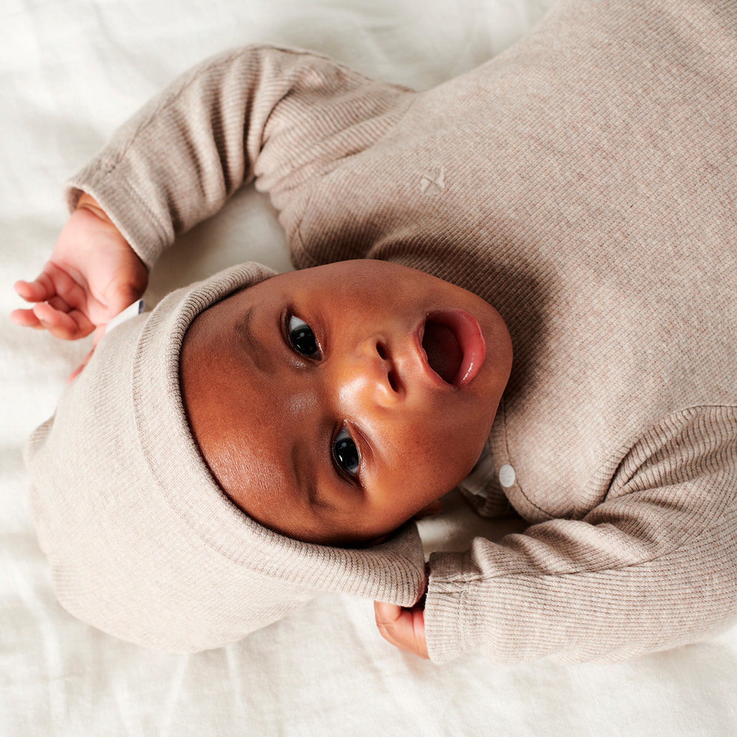 Noppies Baby Langarmshirt Natal Taupe Melange