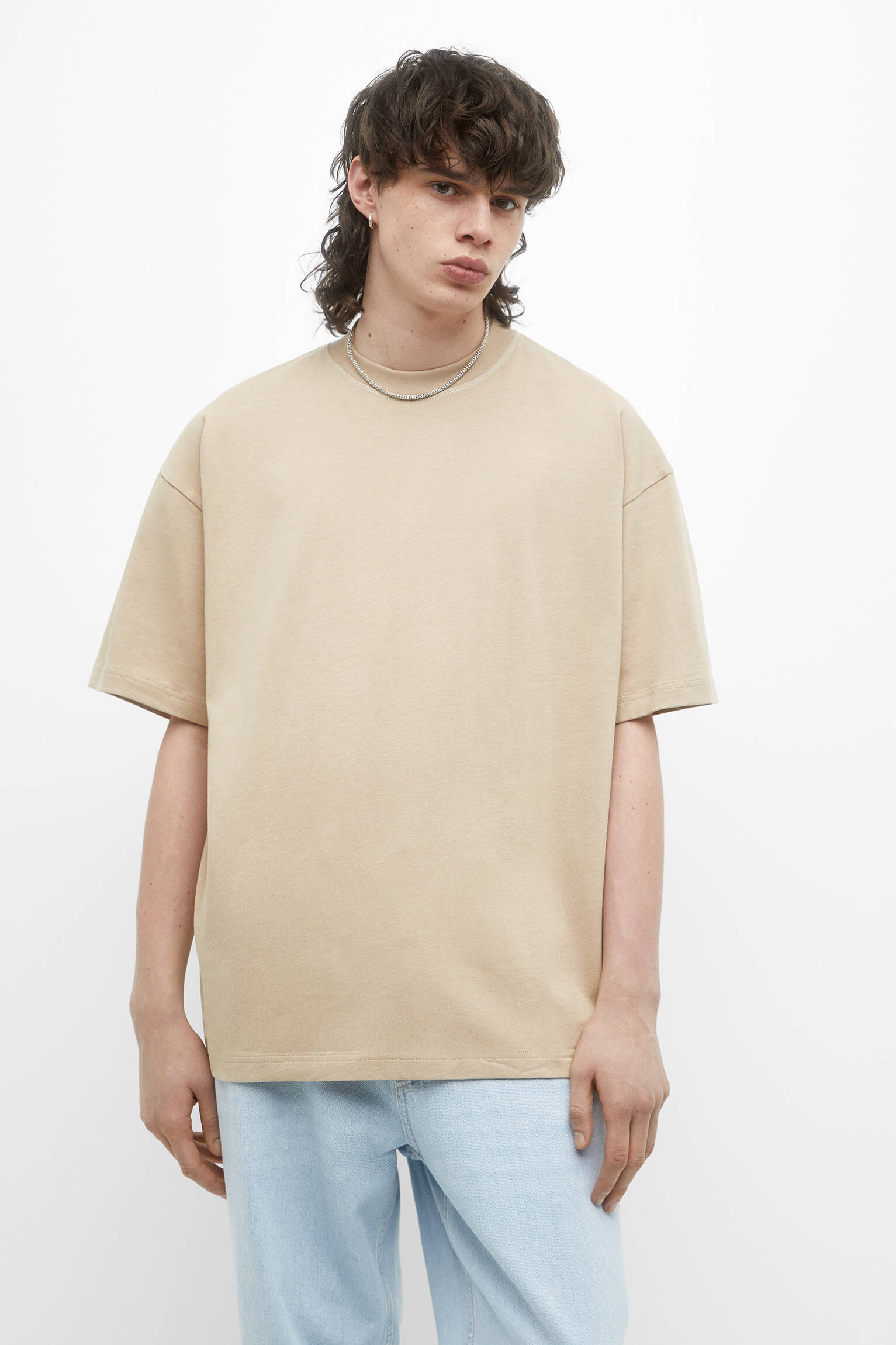 CAMISETA OVERSIZED DE MANGA CURTA - AREIA