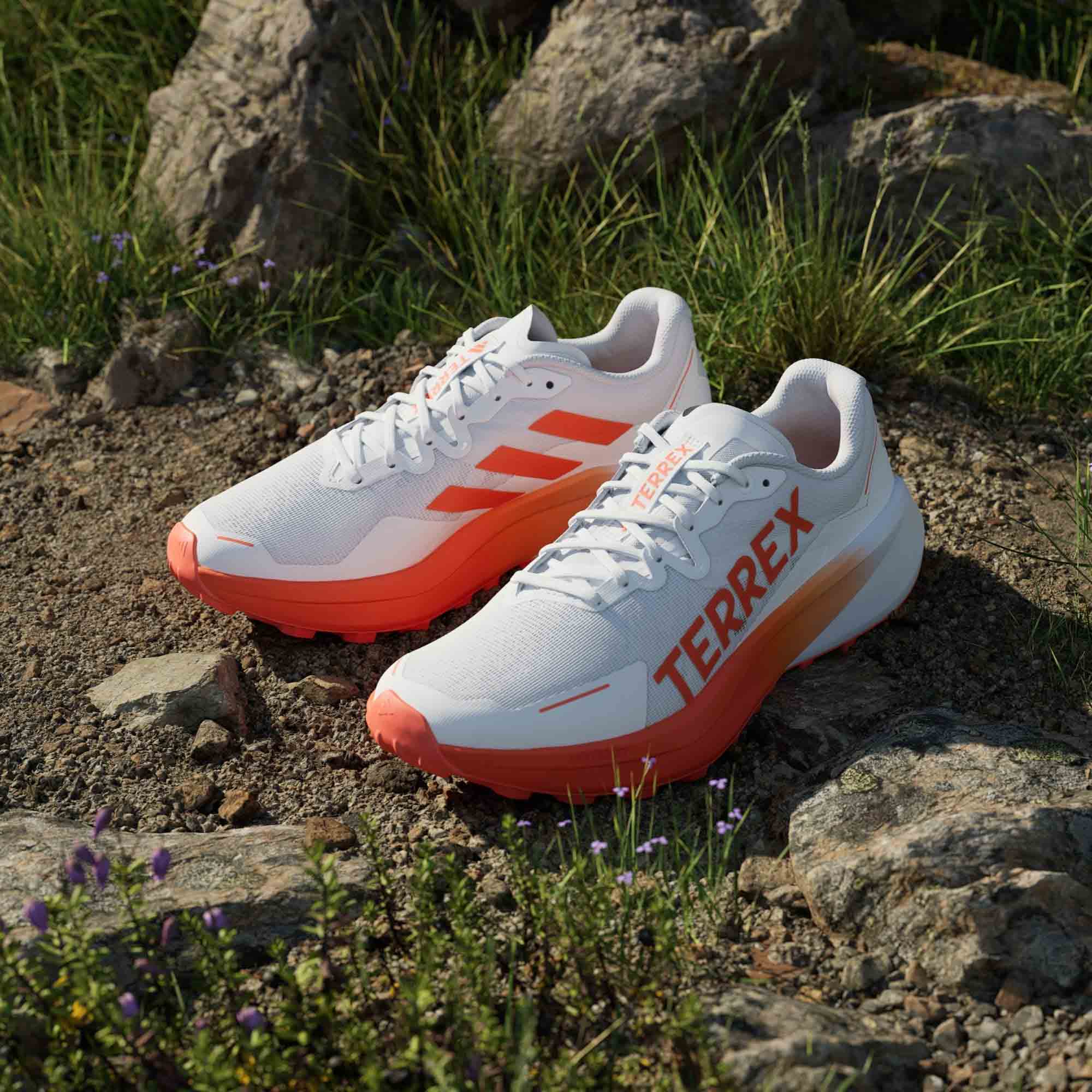 Terrex Agravic 3 Herre Cloud White/Semi Impact Orange/Dash Grey