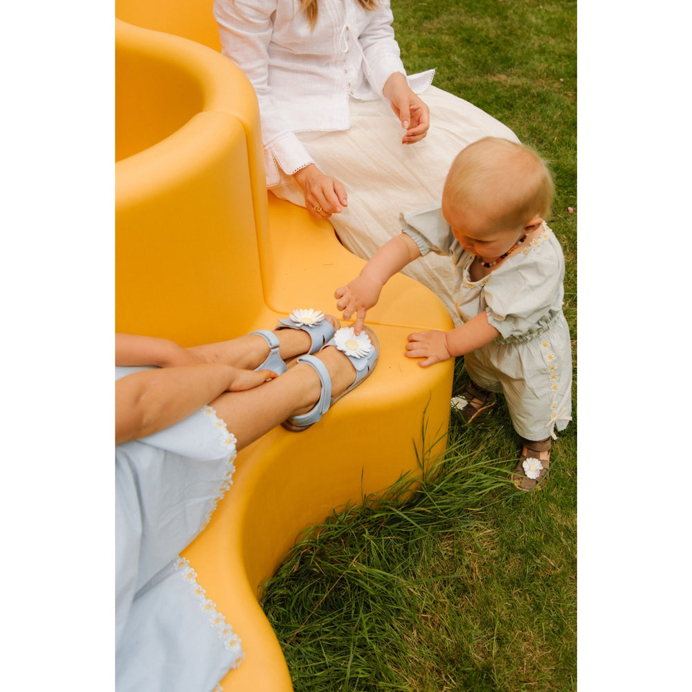 Køb Bisgaard Sky Blue Trine Kjær X Roberta Sandal