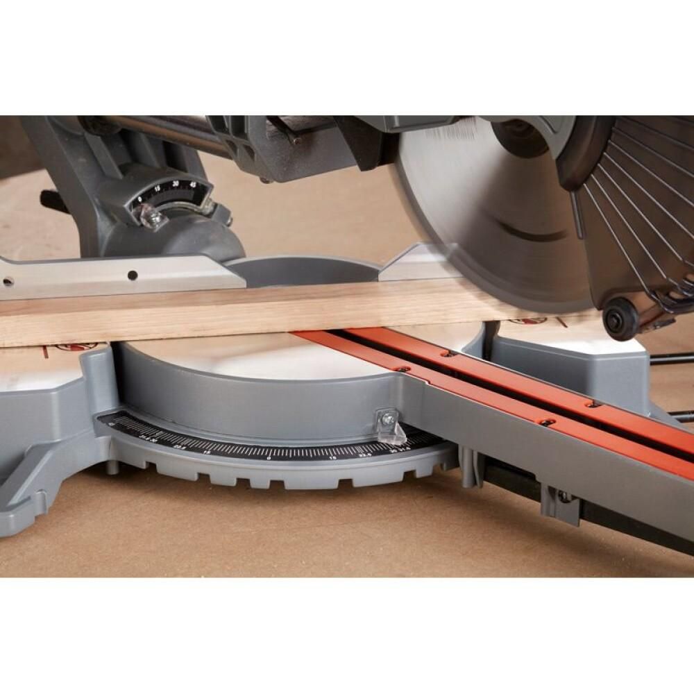 KAPP- & GJÆRSAG BLACK+DECKER BES700-QS 1600W 216MM