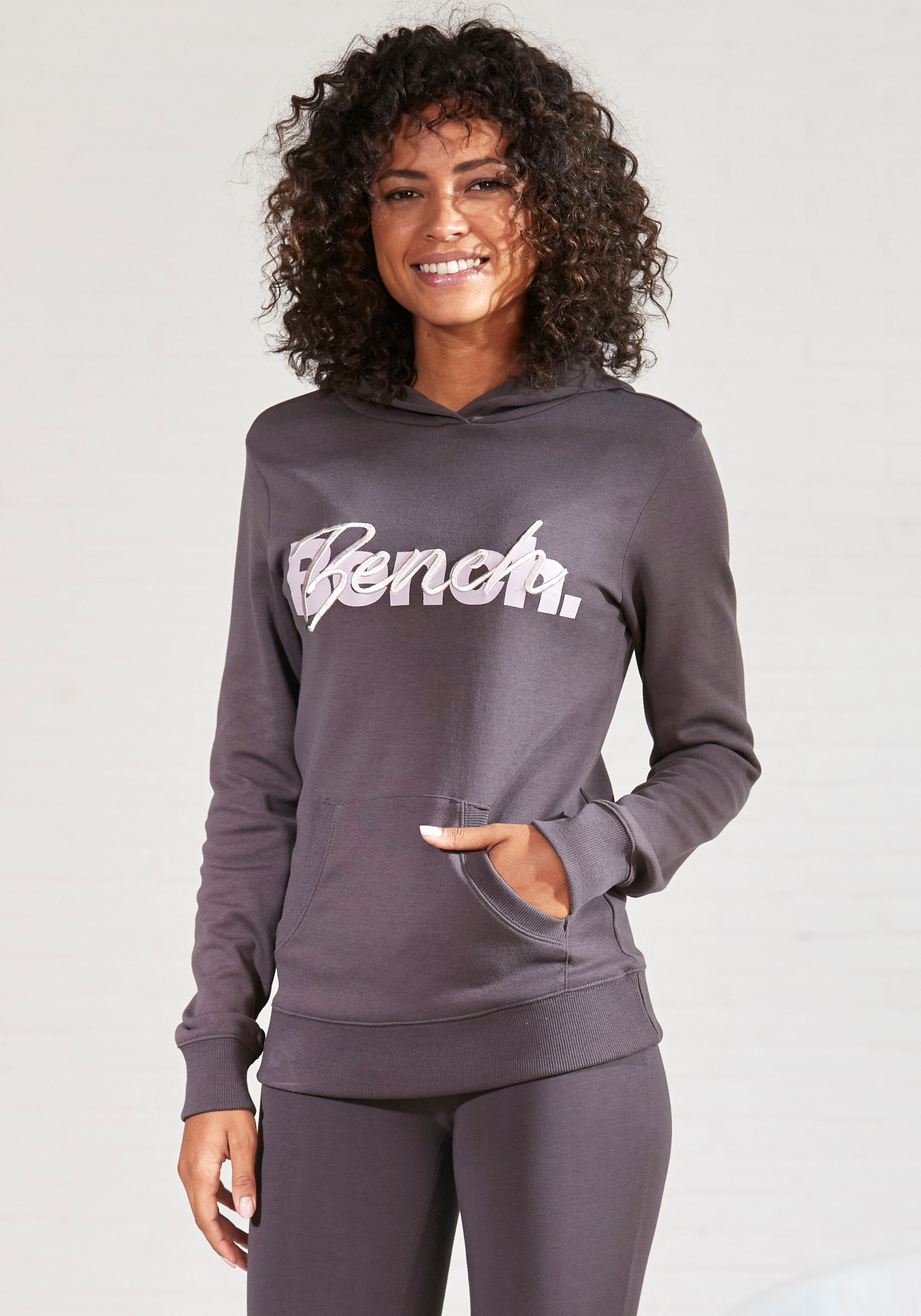 Bench. Loungewear Kapuzensweatshirt , mit Kängurutasche, Loungeanzug, Hoodie