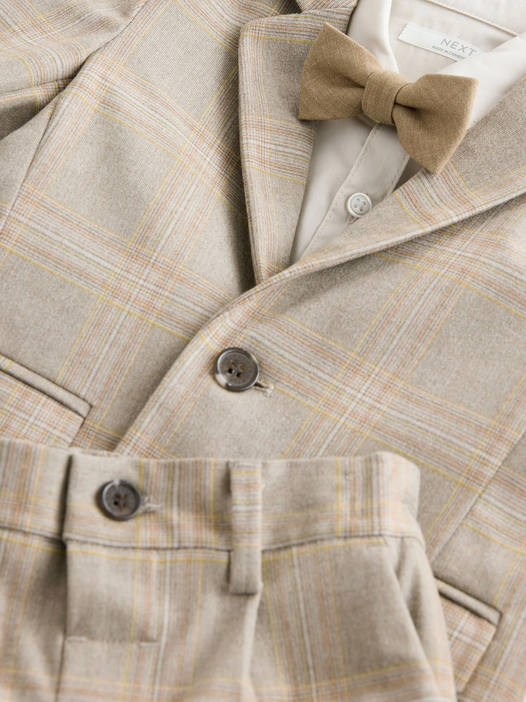 Bruin geruit - Set van blazer, overhemd, broek en vlinderstrik (3mnd -9jr)