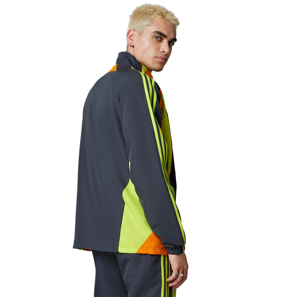 Casaco adidas Los Angeles Fanswear NTS Radio